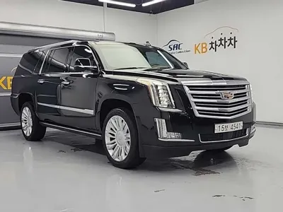 Cadillac Escalade 2017, 126993 км, за 32500000 KRW