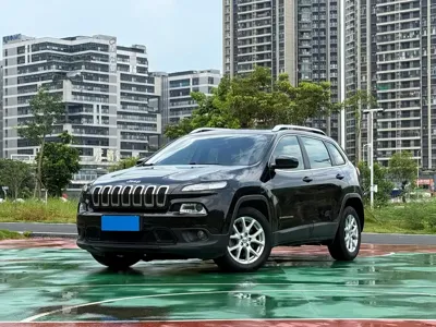 Jeep Cherokee · 2016 год
