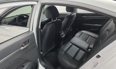 Hyundai Avante 2016, 103149 км, за 7500000 KRW - фото 18