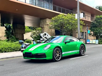 Porsche 911 · 2022 год