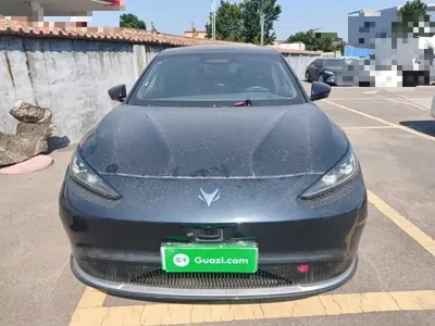 Arcfox Alpha S 2023, 66100 км, за 101700 CNY