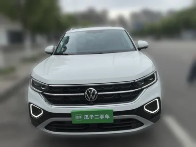 Volkswagen Tayron 2026, 3200 км, за 148888.57 CNY