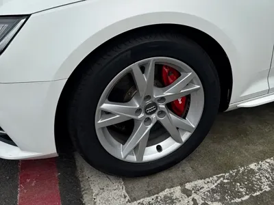 Audi A4L 2018, 120000 км, за 73400 CNY