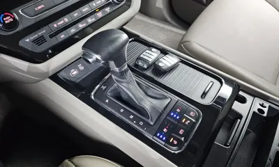 Kia Canival 2018, 109450 км, за 12000000 KRW - фото 9