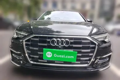 Audi A6L 2024, 26900 км, за 251312.35 CNY