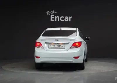 Hyundai Accent 2016, 119046 км, за 4900000 KRW - фото 4