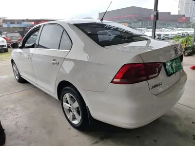 Volkswagen Santana 2014, 57200 км, за 16700 CNY - фото 5