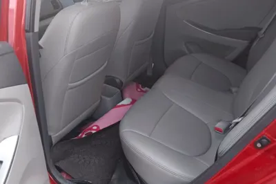 Hyundai Verna (older generation) 2016, 56400 км, за 33645.6 CNY - фото 15