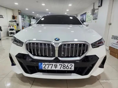 BMW 5-Series · 2024 год