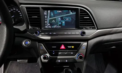 Hyundai Avante 2018, 139147 км, за 8800000 KRW - фото 12