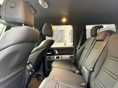 Mercedes-Benz G-Class 2026, 5000 км, за 1888800 CNY - фото 8
