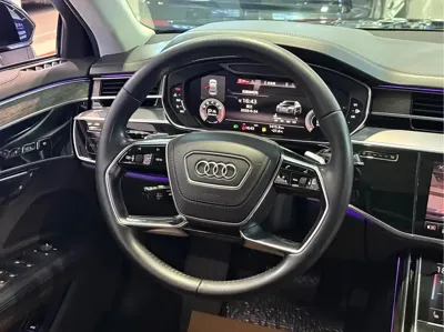 Audi A8 2018, 100000 км, за 298800 CNY - фото 5