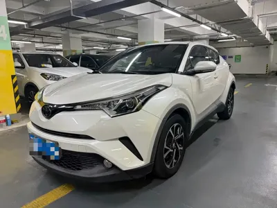 Toyota C-HR 2020, 68000 км, за 61800 CNY