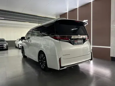 Toyota Vellfire 2024, 54000 км, за 745800 CNY - фото 7