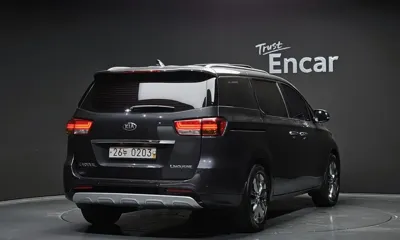 Kia Canival 2017, 246520 км, за 7900000 KRW