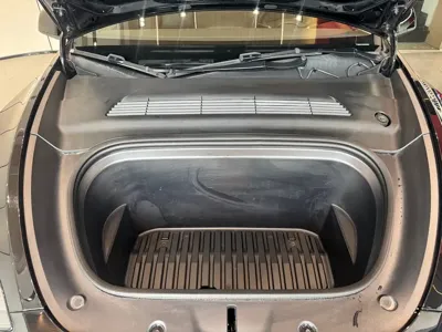Tesla Model Y 2023, 60000 км, за 163800 CNY - фото 14