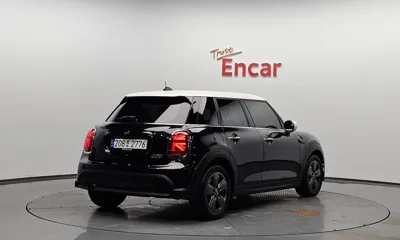 MINI Cooper 2023, 32369 км, за 25900000 KRW