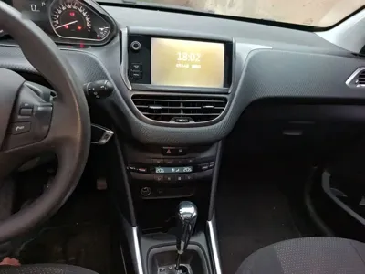 Peugeot 2008 2016, 68400 км, за 23700 CNY - фото 6
