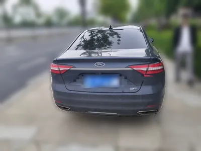 Ford Taurus 2019, 44300 км, за 9740.94 CNY - фото 5
