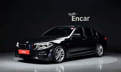 BMW 5-Series · 2017 год