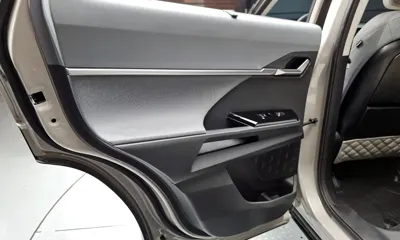 KG_Mobility_Ssangyong Torres 2024, 58079 км, за 30800000 KRW - фото 25