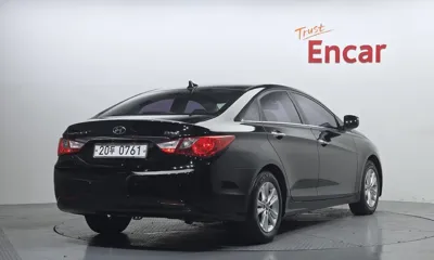 Hyundai Sonata 2012, 126005 км, за 2700000 KRW