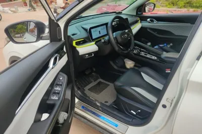 Geely Auto Coolray 2022, 27599 км, за 76361.59 CNY - фото 17
