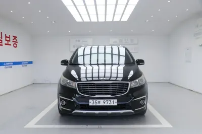 Kia Canival 2015, 305698 км, за 5500000 KRW