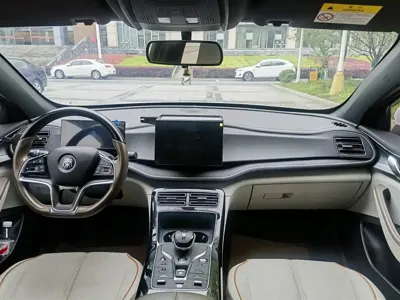 BYD Qin Plus 2023, 80000 км, за 65500 CNY - фото 9