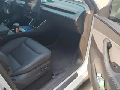 Tesla Model Y 2025, 19200 км, за 218000 CNY - фото 8