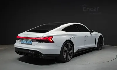 Audi e-tron GT 2022, 89258 км, за 72800000 KRW