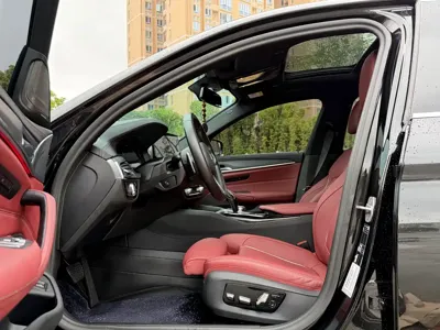 BMW 5 Series 2023, 23300 км, за 279800 CNY - фото 4