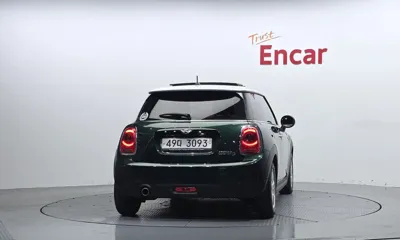 MINI Cooper 2018, 101382 км, за 6900000 KRW