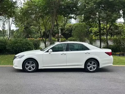 Toyota Crown 2017, 70000 км, за 113000 CNY - фото 5