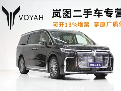 Voyah Dreamer 2024, 12200 км, за 235000 CNY