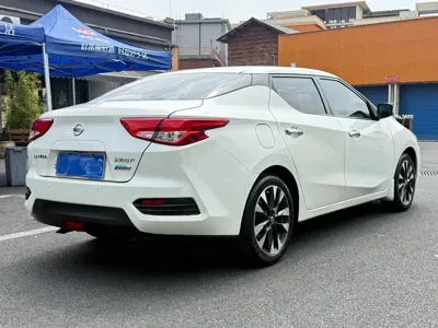 Nissan Bluebird 2018, 80000 км, за 35800 CNY - фото 10