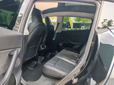 Tesla Model Y 2022, 80000 км, за 148000 CNY - фото 9