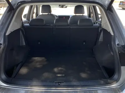 Volkswagen Tiguan L 2021, 130000 км, за 98800 CNY - фото 18