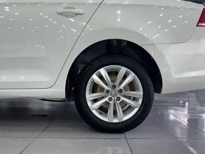 Volkswagen Santana 2018, 120000 км, за 20800 CNY - фото 12