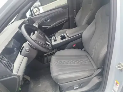 BYD L DM-i 2025, 24700 км, за 104500 CNY - фото 15