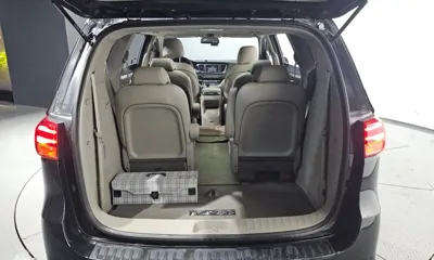 Kia Canival 2019, 141501 км, за 14500000 KRW - фото 20