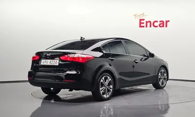 Kia K3 2014, 157407 км, за 99990000 KRW