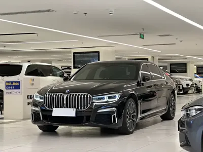 BMW 7 Series · 2020 год