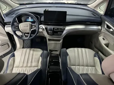 Roewe iMAX8 2021, 50000 км, за 73000 CNY - фото 6