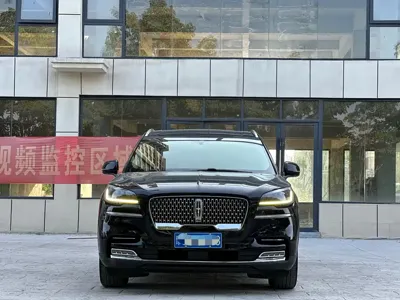 Lincoln Aviator 2021, 130000 км, за 142000 CNY