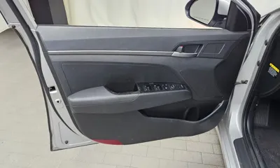Hyundai Avante 2018, 52798 км, за 8500000 KRW - фото 24