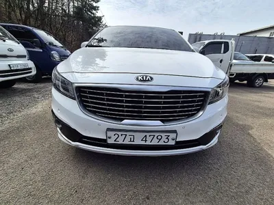 Kia Canival · 2016 год