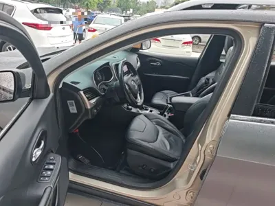 Jeep Cherokee (Import) 2015, 149400 км, за 30099 CNY - фото 15