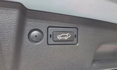 KG_Mobility_Ssangyong Torres 2023, 24487 км, за 19700000 KRW - фото 35