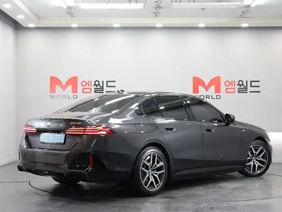 BMW i5 2024, 36269 км, за 66800000 KRW